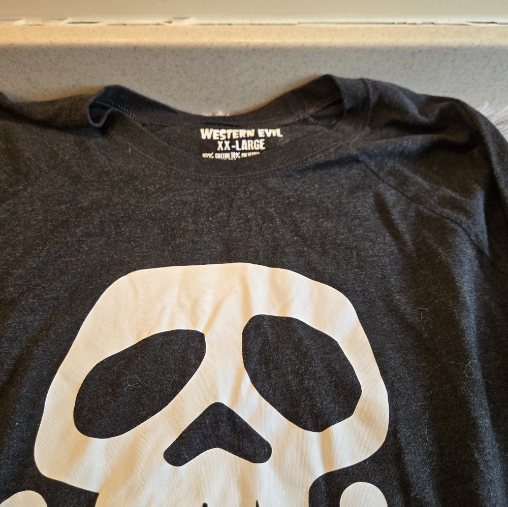 Western Evil Black and White GraphicTee with Skull Design Size XXL - Picture 7 of 10